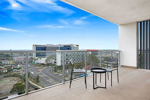 Airport And Waterview Retreat - Northern Rivers Accommodation 4