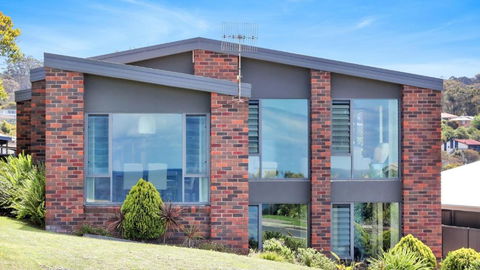 Aisling Saifir - Northern Rivers Accommodation 1