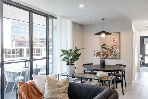 Al Fresco Living Apartment In Launceston - Northern Rivers Accommodation 1