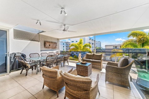 Alex Beach House, 100 Steps To The Sand, With Ocean Views - Northern Rivers Accommodation 1