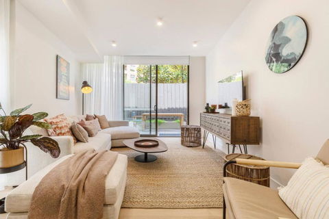 Alexandra Elegance - Riverside Living In Style - Northern Rivers Accommodation 0