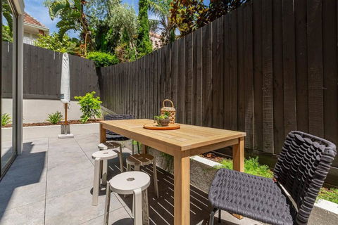 Alexandra Elegance - Riverside Living In Style - Northern Rivers Accommodation 1
