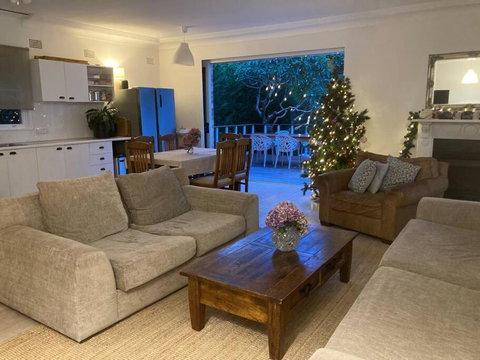 Alkira House Freshwater Beach 5 Mins To Manly - Northern Rivers Accommodation 2