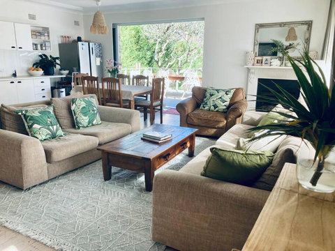 Alkira House Freshwater Beach 5 Mins To Manly - Northern Rivers Accommodation 0