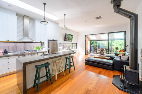 Alma, Art Deco Home In Caufield North - Northern Rivers Accommodation 1