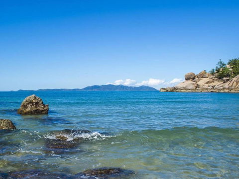 Alma Bay Holiday Unit 2 - Northern Rivers Accommodation 2