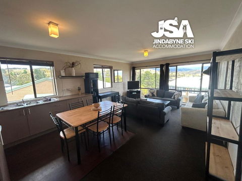 Alpine Mountain View 44 - Northern Rivers Accommodation 1