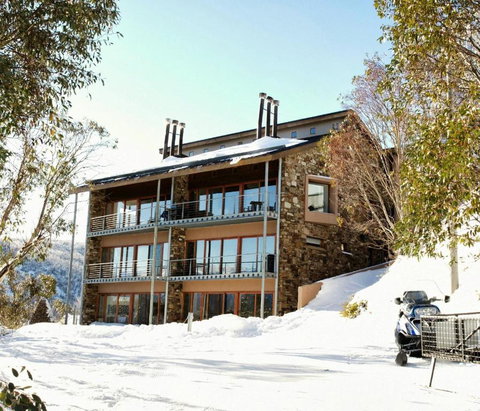 Alpine Woodsmoke Apartments - Northern Rivers Accommodation 0