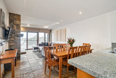 Alpine Woodsmoke Apartments - Northern Rivers Accommodation 1