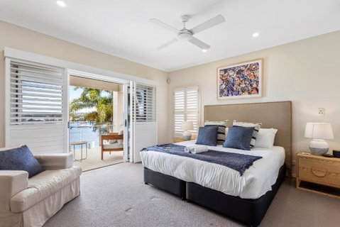 Amazing Canal House With Private Jetty, Gym & Pool - Northern Rivers Accommodation 4