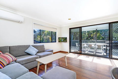 Ammaboolah At Hat Head - Full Linen Provided - Northern Rivers Accommodation 0