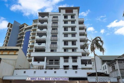 An Abode On Abbott - In The Heart Of The City - Northern Rivers Accommodation 2