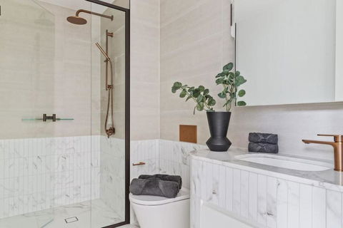 An Amazing 2BR Apt At Sapphire By The Gardens - Northern Rivers Accommodation 3