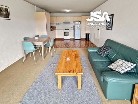 Alpine Mountain View Kirwan 10 - Northern Rivers Accommodation 2