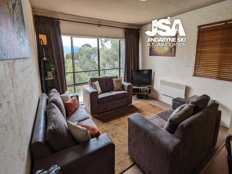 Alpine Mountain View Kirwan 48 - Northern Rivers Accommodation 0