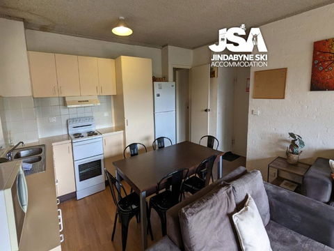 Alpine Mountain View Kirwan 48 - Northern Rivers Accommodation 2