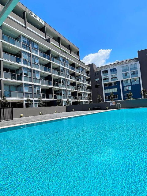 AQUA 306 POOLSIDE Luxury Apartment , Honeysuckle, NEWCASTLE FREE Parking - Northern Rivers Accommodation 0