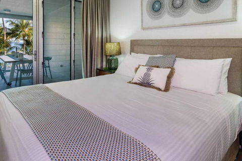 Aqua Aura - Bask In Beachfront Living - Northern Rivers Accommodation 2