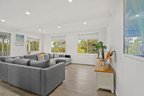 Aqua Breeze By Experience Jervis Bay - Northern Rivers Accommodation 4