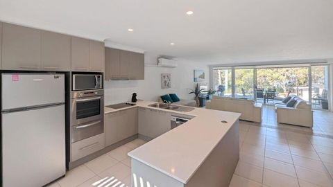 Aqua Vista By Experience Jervis Bay - Northern Rivers Accommodation 4