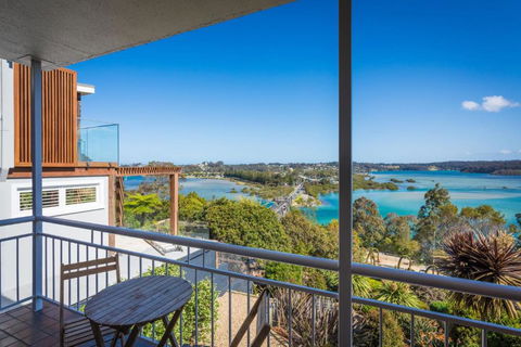 Aque Blu - 11 Hillcrest Ave North Narooma - Northern Rivers Accommodation 2