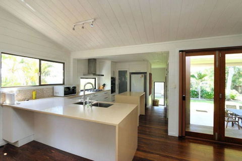 Archies Beach Abode - Northern Rivers Accommodation 1