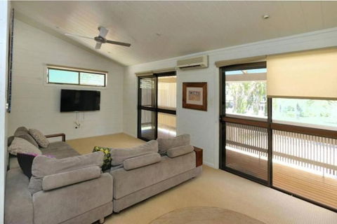 Archies Beach Abode - Northern Rivers Accommodation 2