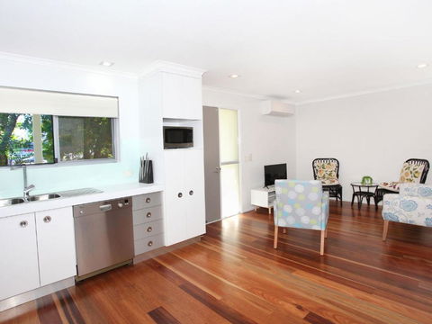 Arlington 1 Two Bedroom Unit Close To The Beach - Northern Rivers Accommodation 2