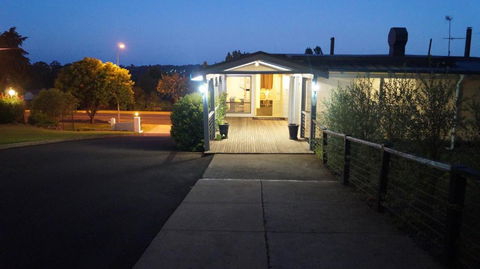 Armidale Inn - Northern Rivers Accommodation 0
