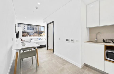 Arthur Hotel Bondi Junction No Reception And House Keeping No Sofa Bed - Northern Rivers Accommodation 4