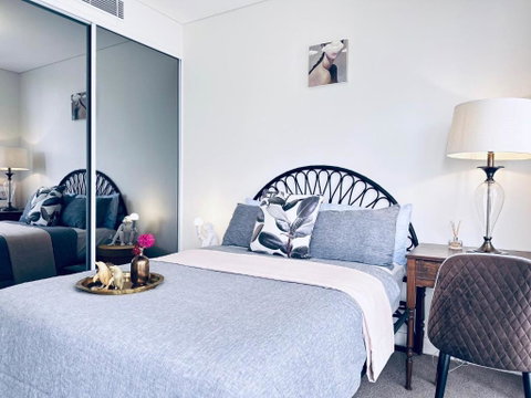 Artistic Sunroom In Granville - Northern Rivers Accommodation 2