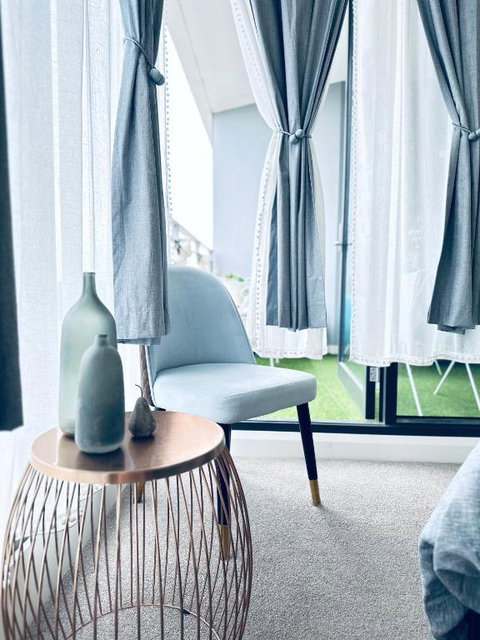 Artistic Sunroom In Granville - Northern Rivers Accommodation 3