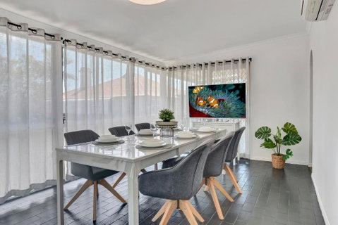 Ashgrove Home - Northern Rivers Accommodation 0