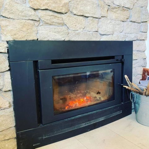 Apollo Bay Oceanview Mountain Retreat, Pet Friendly, EV Station, Fireplace - Northern Rivers Accommodation 4