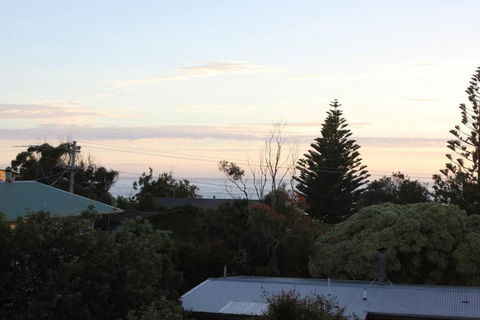 Apollo Bay Oceanview Mountain Retreat, Pet Friendly, EV Station, Fireplace - Northern Rivers Accommodation 1
