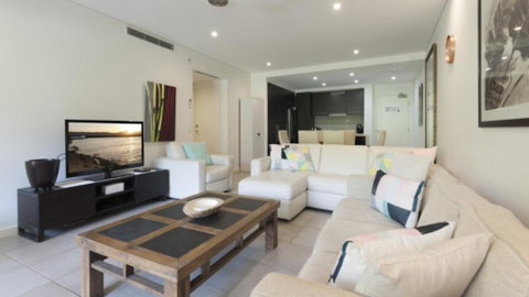 AZURE 125 Port Douglas - Northern Rivers Accommodation 1