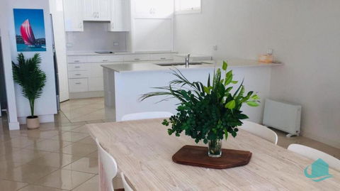 Azure Vista - Northern Rivers Accommodation 4