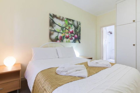 B5 Crawley Apartment 1 BRM & Sleepout Near UWA - Northern Rivers Accommodation 0