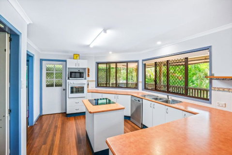 Barnys Rainbow Beach - Northern Rivers Accommodation 3