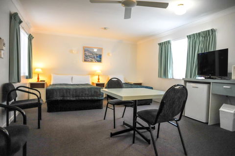 Southport Motel & Apartments - Northern Rivers Accommodation 21