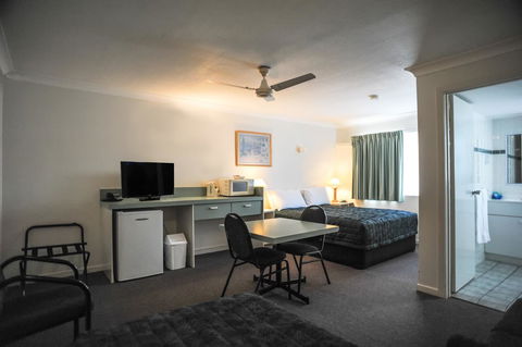 Southport Motel & Apartments - Northern Rivers Accommodation 22