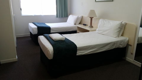 Southport Motel & Apartments - Northern Rivers Accommodation 17