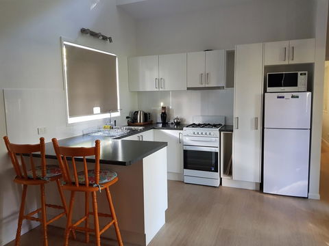 Bee-Haven Cottage - Northern Rivers Accommodation 2
