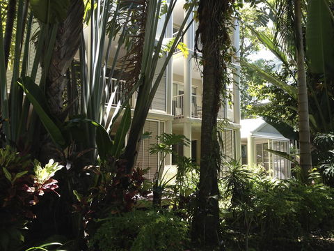 Port Douglas Apartments - Adults Only Oasis - Northern Rivers Accommodation 40
