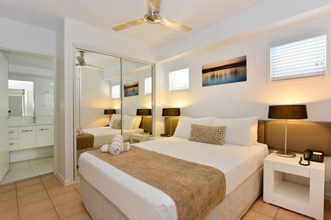 Port Douglas Apartments - Adults Only Oasis - Northern Rivers Accommodation 29