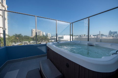 Centrepoint Apartments Caloundra - Northern Rivers Accommodation 3