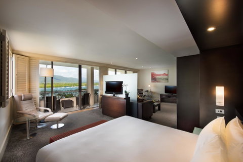 Hilton Cairns - Northern Rivers Accommodation 15