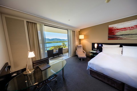 Hilton Cairns - Northern Rivers Accommodation 3