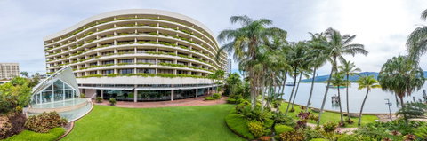 Hilton Cairns - Northern Rivers Accommodation 18
