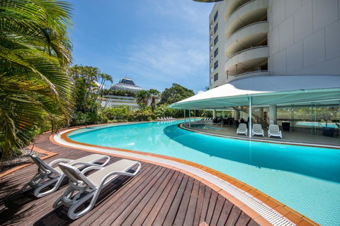 Hilton Cairns - Northern Rivers Accommodation 13